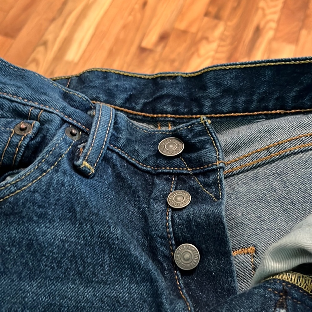 Levi’s 501 Jeans- NWOT- 29 x 32- no rips tears or stains-smoke free home.